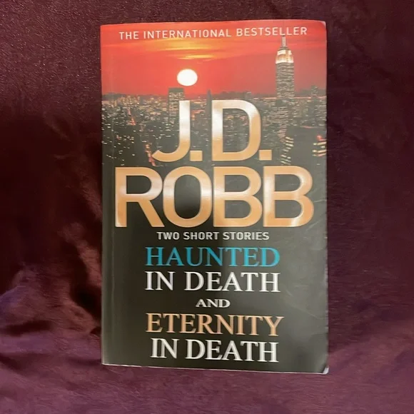J.D. Robb Book Collection - Picture 9 of 9